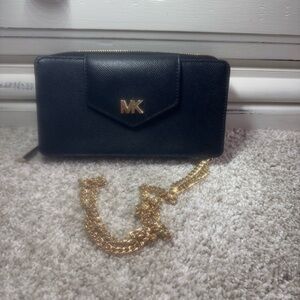 Michael Kors Small Convertible Phone Clutch/Crossbody With Gold Hardware